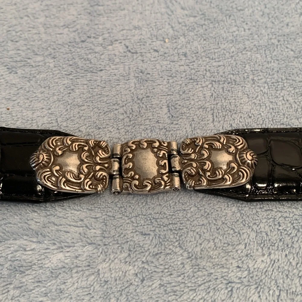 Elegant Black Leather Belt with Silver Buckle